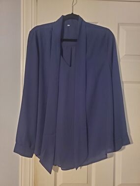 Women's Navy Blue Long-Sleeve Blouse